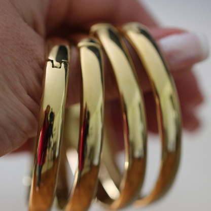 18K Gold Water Resistant Hinged Bangle