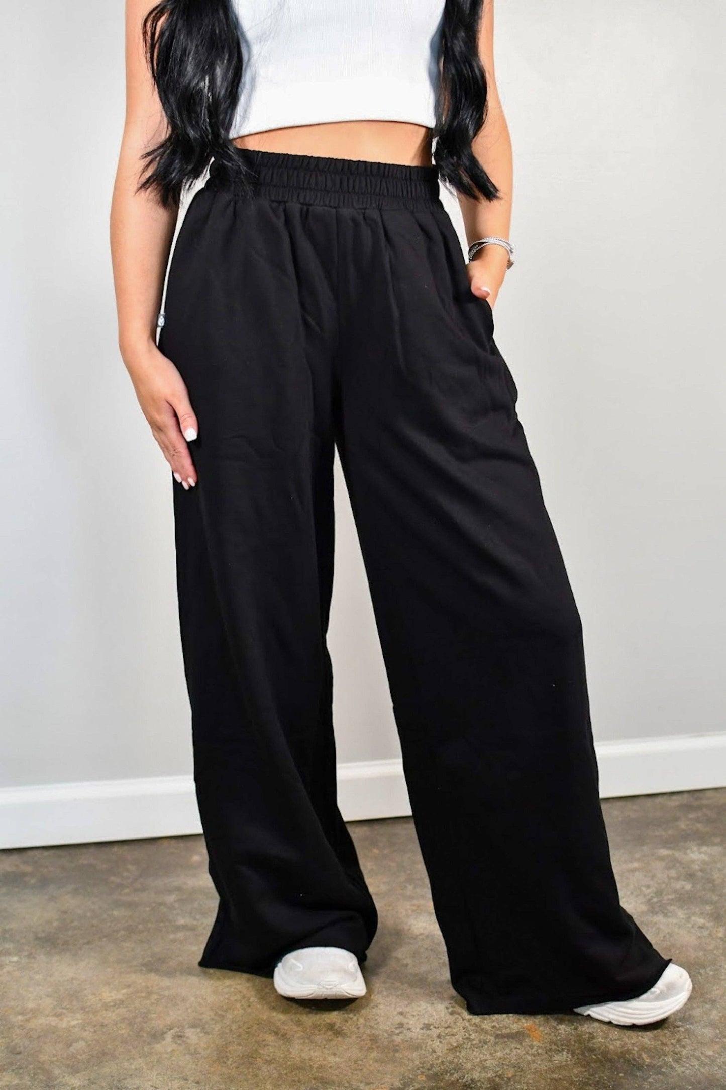 Lexa Baseline Straight Leg Joggers - Black